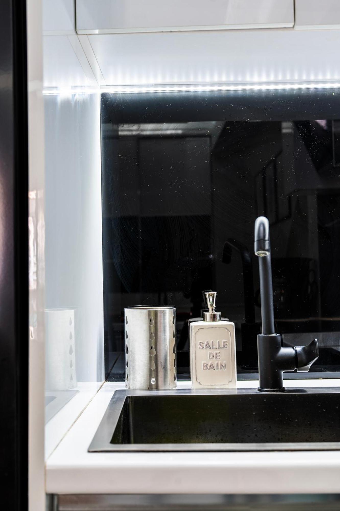 Luxury Studio In Athens City Center エクステリア 写真